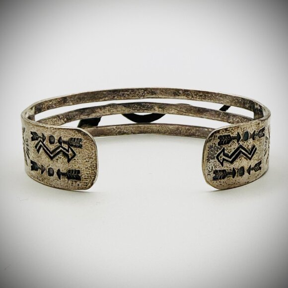 Vintage Southwest-Style Thunderbird & Snake Motif Cuff - Picture 4 of 4